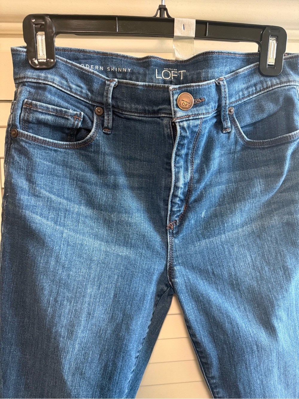LOFT Modern Skinny Jeans in Medium Blue Wash